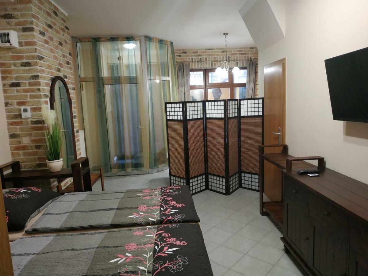 Apartman Holandska 120 Beroun Beroun  Exterior photo