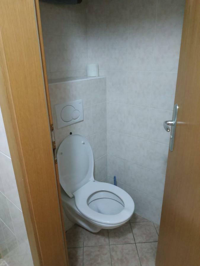 Apartman Holandska 120 Beroun Beroun  Exterior photo
